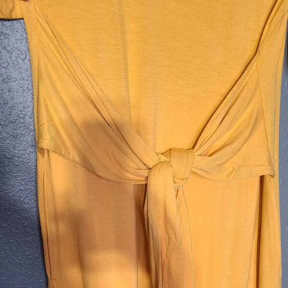 Short sleeve yellow dress - Picture 4 of 6